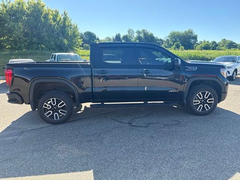 Used 2020 GMC Sierra 1500 AT4 w/ AT4 Premium Package AWD/4WD image 8
