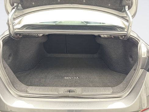 Used 2024 Nissan Sentra SV FWD image 20