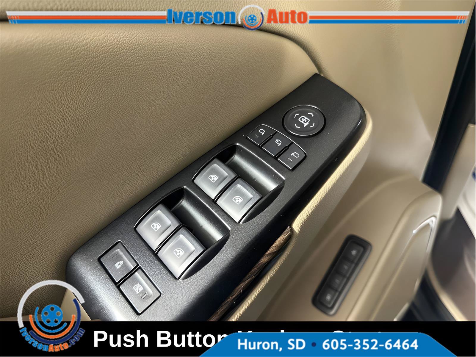 Used 2019 GMC Yukon XL SLT w/ Open Road Package AWD/4WD image 20