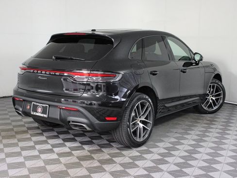 Used 2025 Porsche Macan image 7