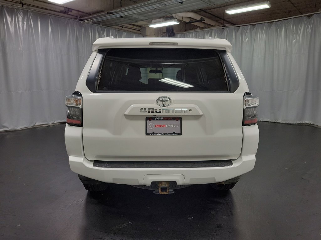 Used 2018 Toyota 4Runner SR5 w/ Wilderness Package AWD/4WD image 7