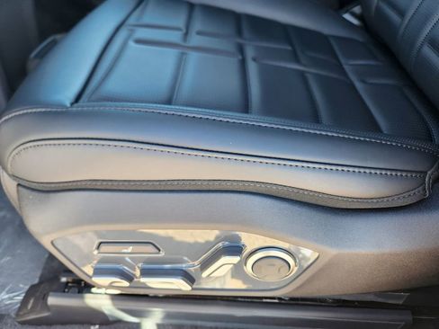 New 2026 Kia EV9 Land image 9