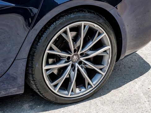 Used 2019 Maserati Ghibli S GranLusso RWD image 65