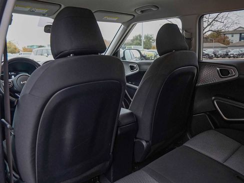 Certified 2024 Kia Soul LX w/ Option Group 015 image 27