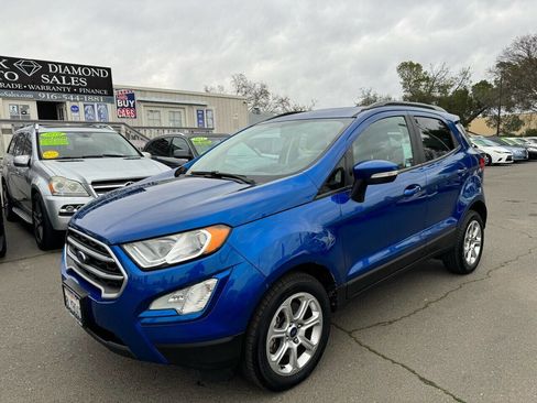 Used 2018 Ford EcoSport SE w/ SE Convenience Package image 3