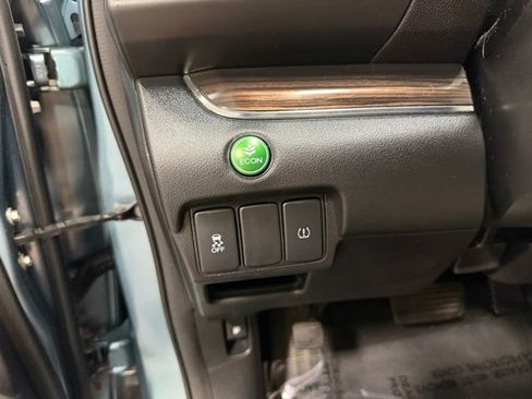 Used 2016 Honda CR-V EX-L image 17