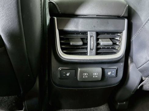 Used 2021 Subaru Outback Limited AWD/4WD image 30
