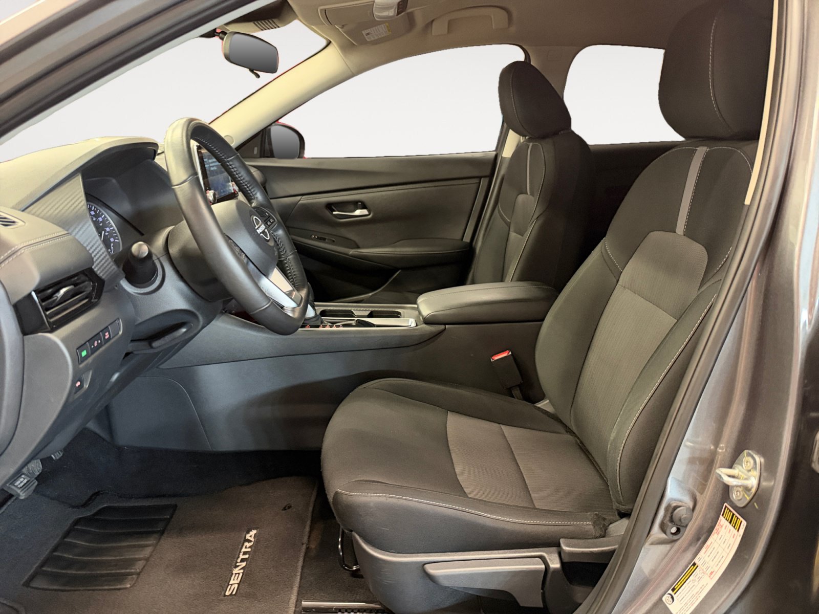 Used 2025 Nissan Sentra SV w/ All-Weather Package FWD image 23