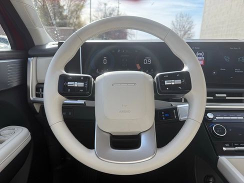 Used 2024 Hyundai Santa Fe SEL image 8