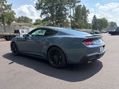 Used 2024 Ford Mustang Premium RWD image 4