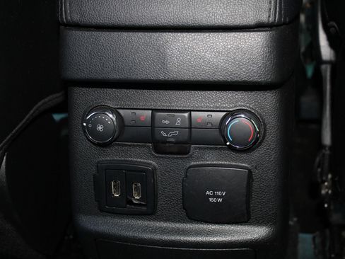Used 2016 Ford Explorer Limited AWD/4WD image 23