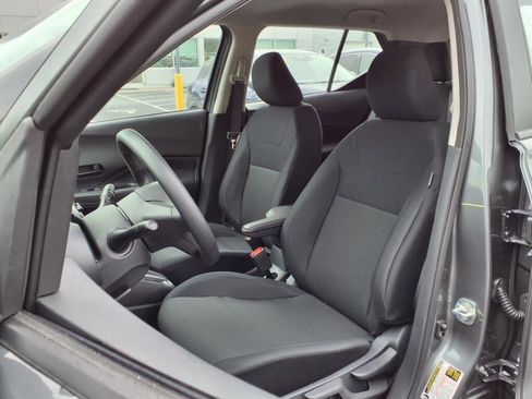 New 2025 Nissan Kicks Play S FWD image 5