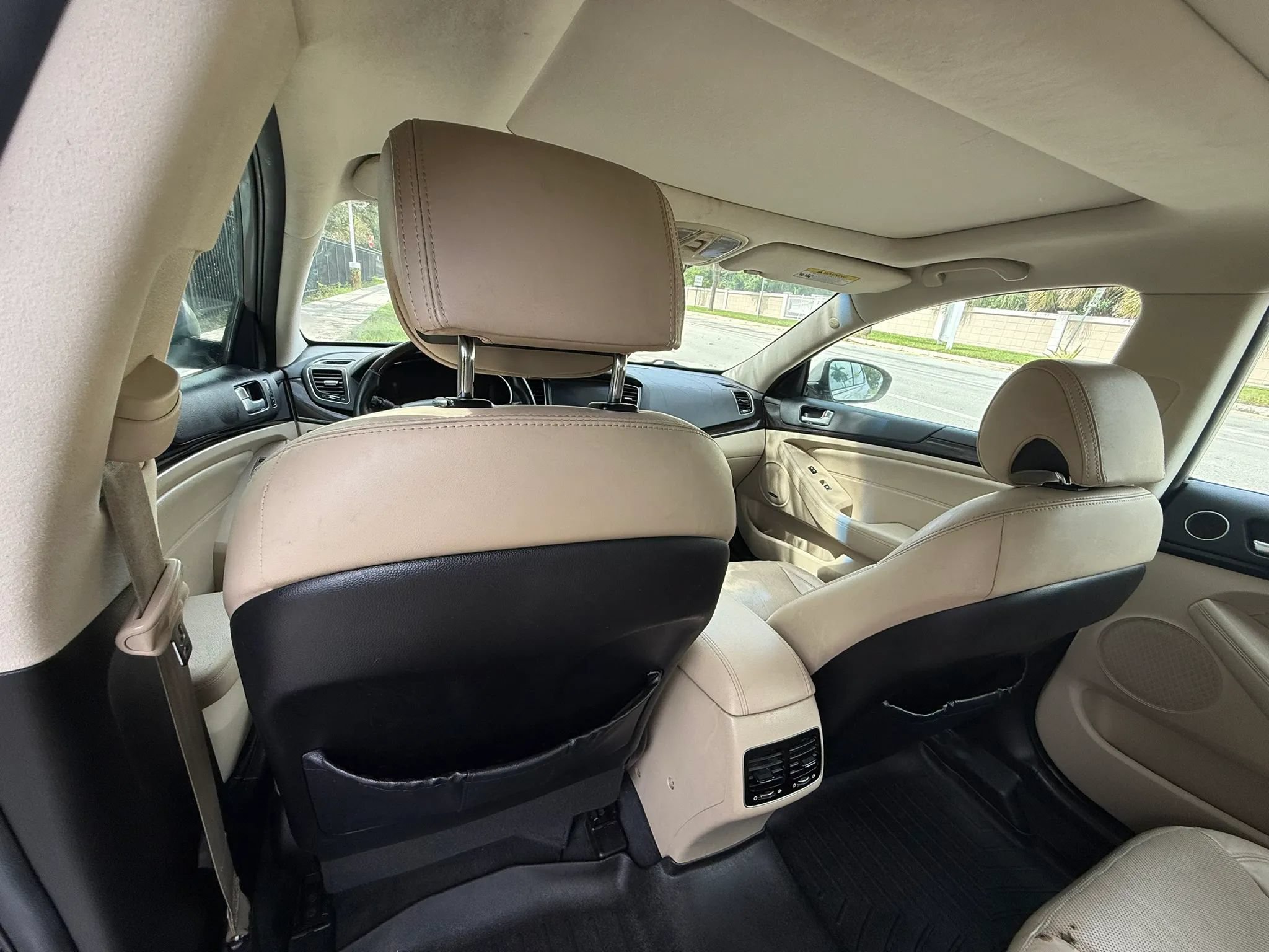 Used 2014 Kia Cadenza Premium w/ Luxury Package FWD image 7