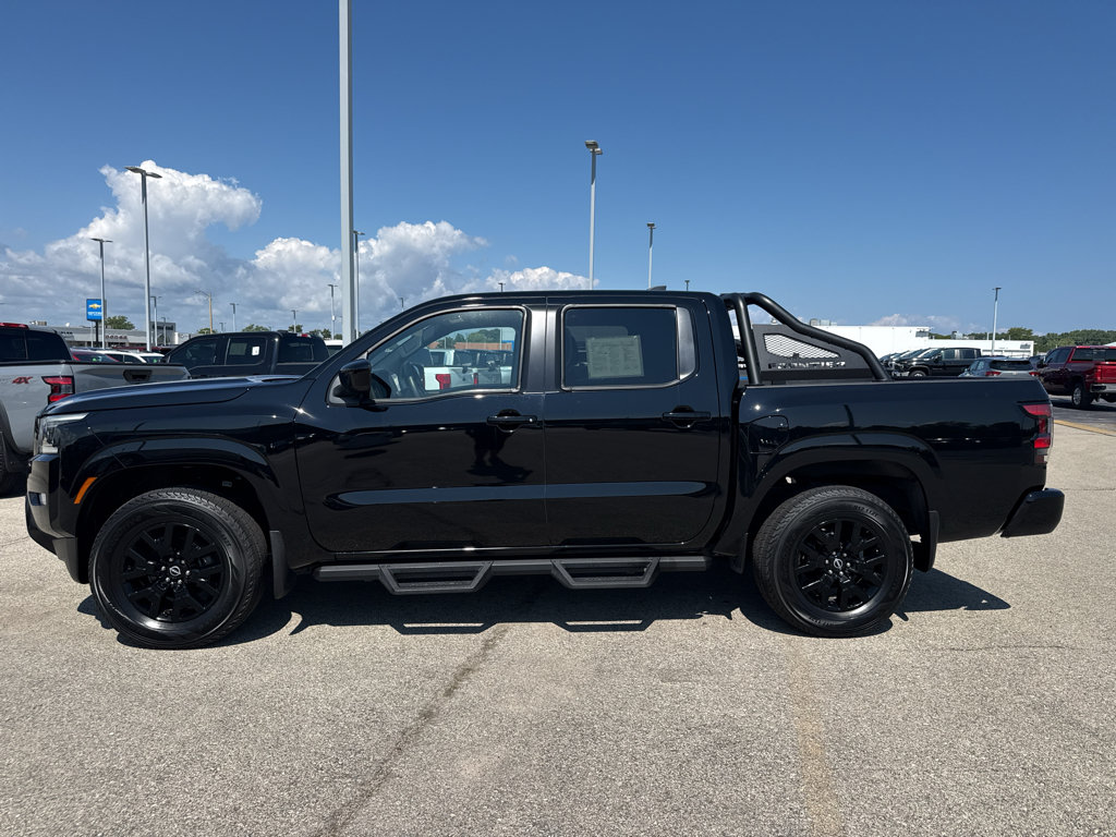 Certified 2023 Nissan Frontier SV w/ Midnight Edition Package AWD/4WD image 6