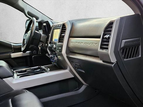 Used 2021 Ford F250 Lariat w/ Lariat Value Package AWD/4WD image 17