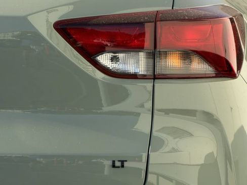 New 2026 Chevrolet TrailBlazer LT w/ Midnight Edition FWD image 9