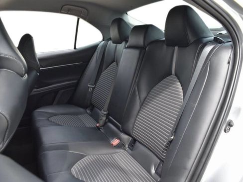 Used 2023 Toyota Camry SE image 13