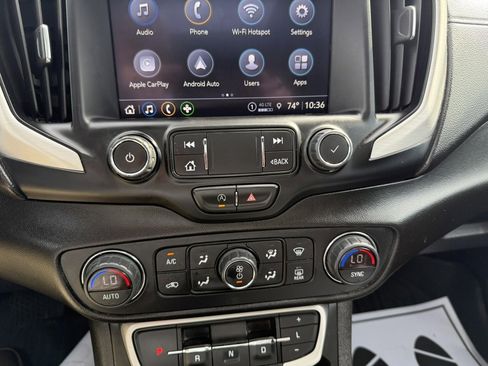 Used 2023 GMC Terrain SLT w/ Tech Package image 23