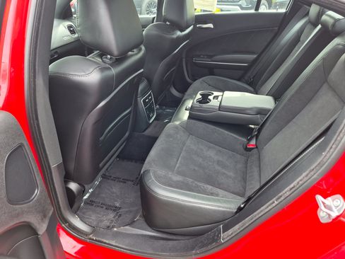 Used 2016 Dodge Charger R/T RWD image 34