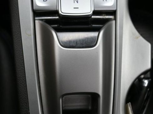 Used 2023 Hyundai Kona Limited image 28