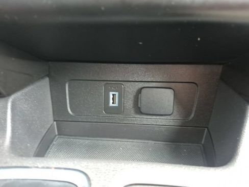 Used 2019 Ford Escape Titanium AWD/4WD image 30
