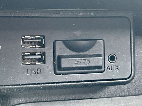 Used 2016 MAZDA MAZDA3 i Sport w/ Preferred Equipment Package image 23