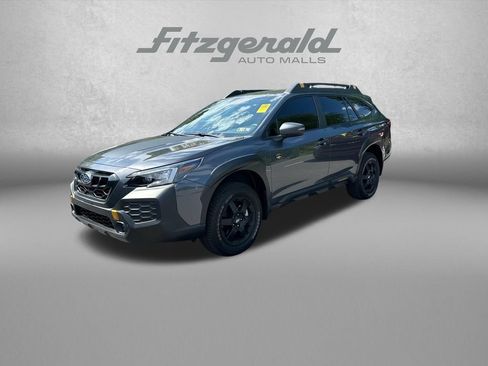 Used 2025 Subaru Outback Wilderness AWD/4WD image 3
