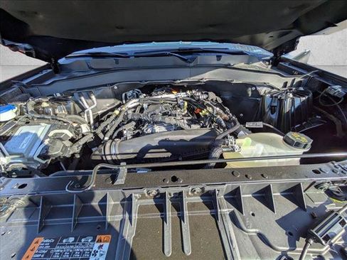 New 2025 Ford Explorer Active w/ Active Comfort Package image 15