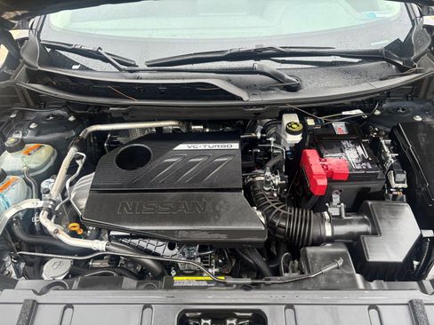Used 2025 Nissan Rogue SV FWD image 34