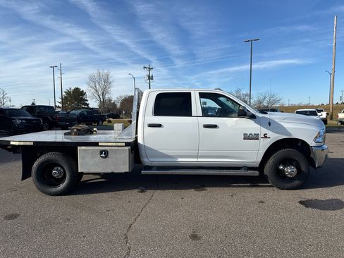 Used 2018 RAM 3500 Tradesman w/ Chrome Appearance Group image 6