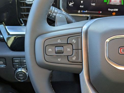 New 2026 GMC Sierra 1500 Elevation image 17