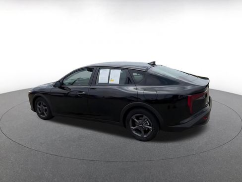 Used 2025 Kia K4 FWD image 10