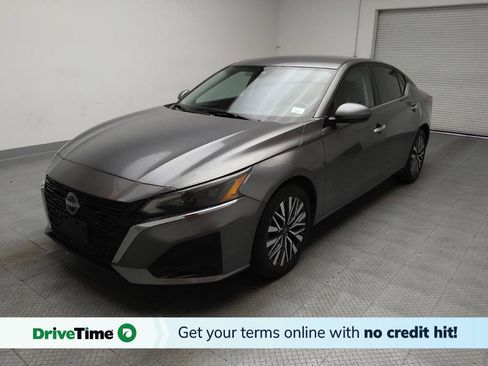 Used 2023 Nissan Altima 2.5 SV FWD image 1