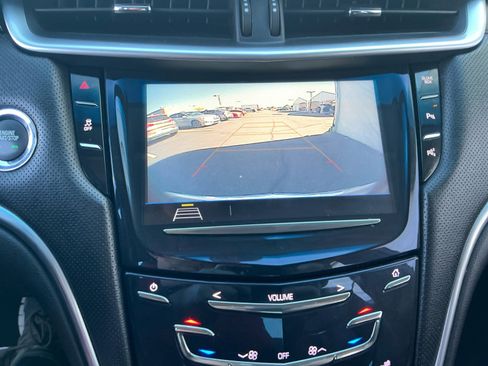 Used 2019 Cadillac XTS Luxury image 28