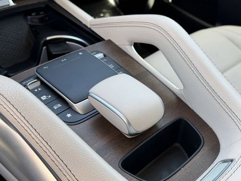 Used 2022 Mercedes-Benz GLE 350 image 26