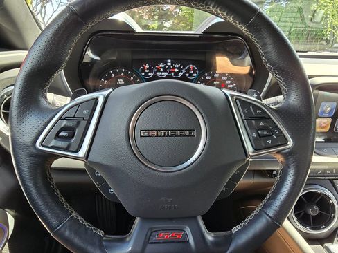 Used 2016 Chevrolet Camaro SS RWD image 14