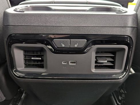 New 2026 GMC Sierra 2500 AT4 w/ AT4 Premium Plus Package image 9