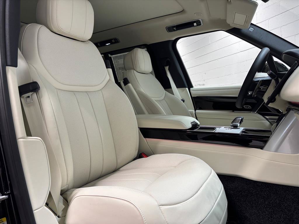 New 2026 Land Rover Range Rover SE AWD/4WD image 31