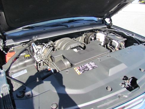 Used 2019 Chevrolet Suburban Premier image 26