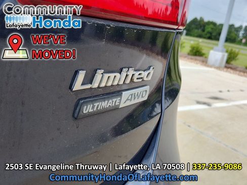 Used 2016 Hyundai Santa Fe Limited w/ Option Group 04 AWD/4WD image 8