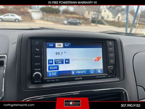 Used 2011 Dodge Grand Caravan Crew image 22