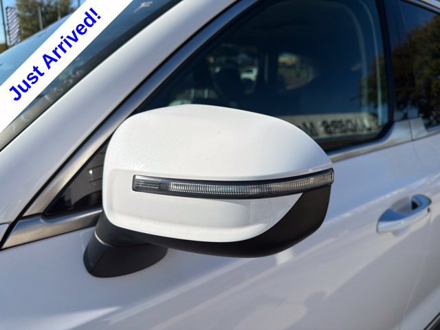 Used 2025 Kia Telluride S FWD image 11