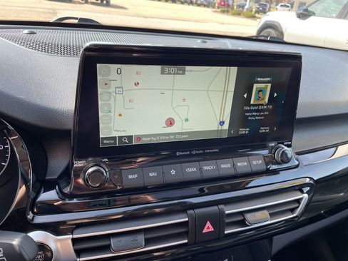 Used 2023 Kia Seltos EX image 20