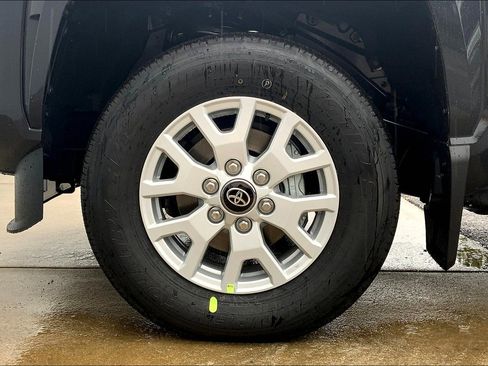 New 2025 Toyota Tacoma SR5 image 15