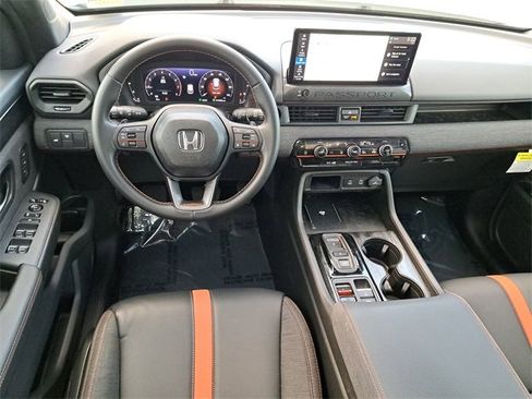 Certified 2026 Honda Passport TrailSport image 15