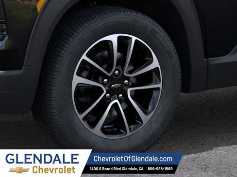 New 2026 Chevrolet TrailBlazer LT w/ Driver Confidence Package FWD image 9