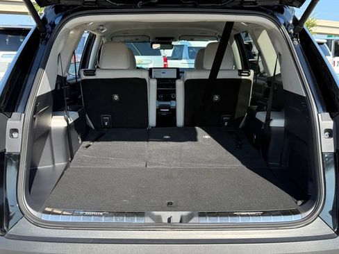 Used 2024 Toyota Grand Highlander FWD image 31