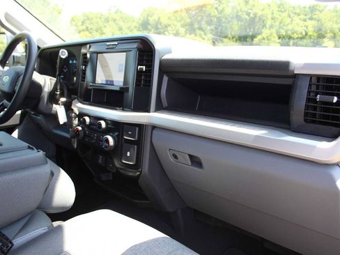 Used 2025 Ford F250 XL w/ STX Appearance Package AWD/4WD image 18