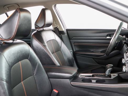 Used 2022 Nissan Altima 2.5 SR FWD image 26