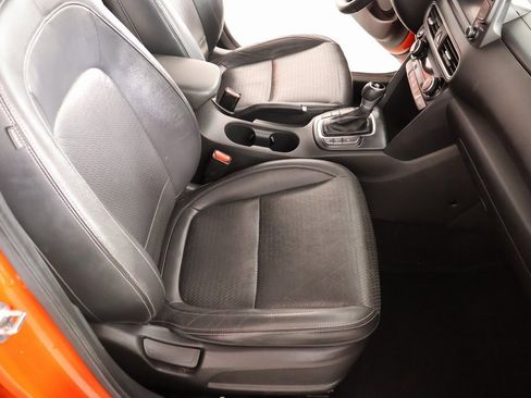 Used 2019 Hyundai Kona Ultimate image 13